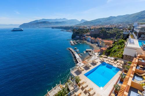 luxury hotels in Sorrentine Peninsula