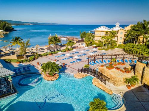 luxury hotels in Montego Bay Coast