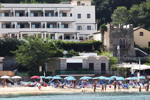 luxury hotels in Cilento Coast