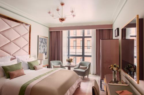 luxury hotels in Soho