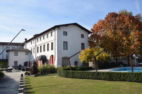 luxury hotels in Bergamo Province