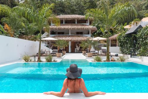 luxury hotels in Puntarenas