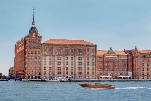 luxury hotels in Venice