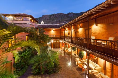 luxury hotels in South Tenerife