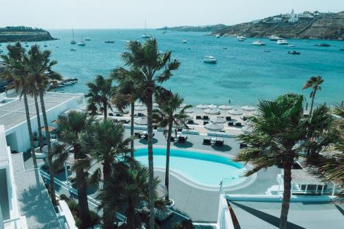 luxury hotels in Cyclades