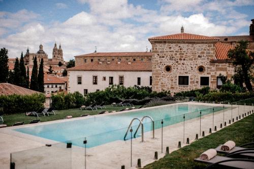 luxury hotels in Salamanca Province