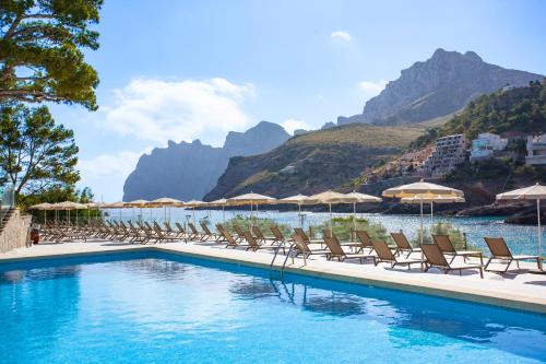 luxury hotels in Cala De Sant Vicent