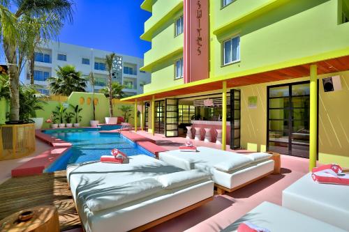 luxury hotels in Playa D'En Bossa