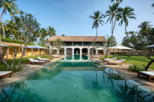 luxury hotels in Hambantota District