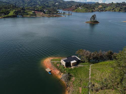 luxury hotels in Guatapé