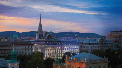 luxury hotels in Vienna (State)