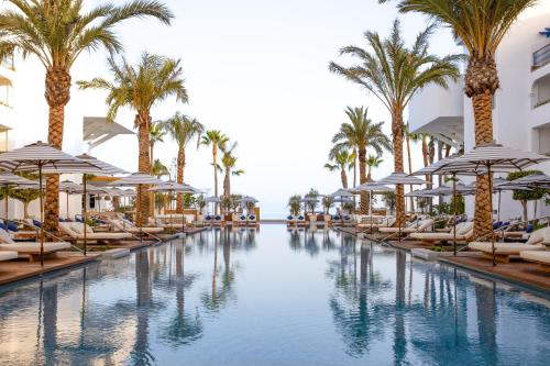 luxury hotels in Estepona