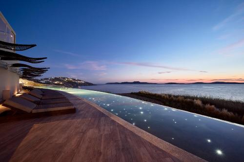 luxury hotels in Cyclades