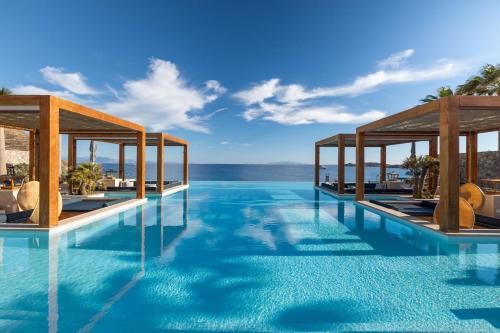 luxury hotels in Cyclades