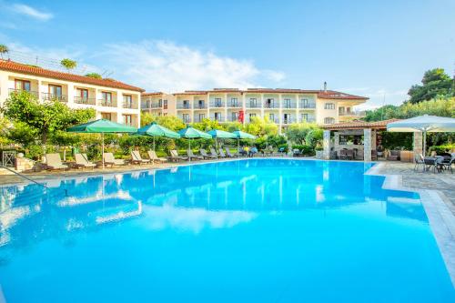 luxury hotels in Peloponnese