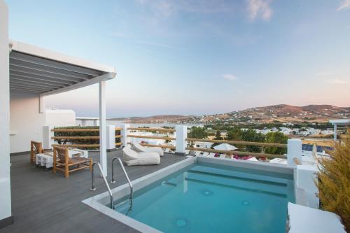 luxury hotels in Paros