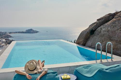 luxury hotels in Platis Yialos Mykonos