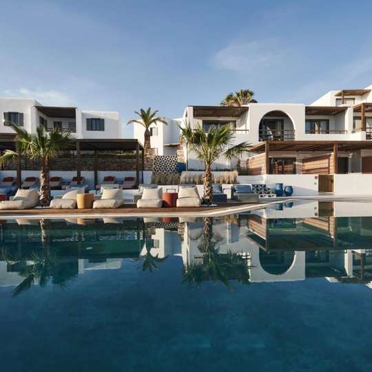 luxury hotels in Paros