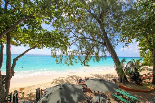 Charming 2 bedroom apt on gorgeous quiet beach - Sea Star 3 apts by Bluescape
