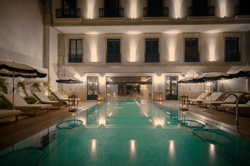 luxury hotels in Porto