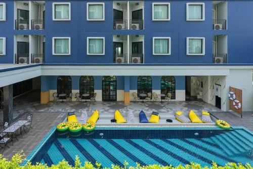 luxury hotels in Lat Krabang