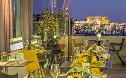 luxury hotels in Athens Marathon Route