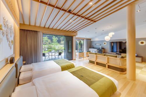 luxury hotels in Fukuoka