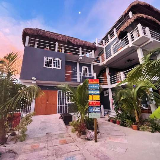 luxury hotels in Caye Caulker