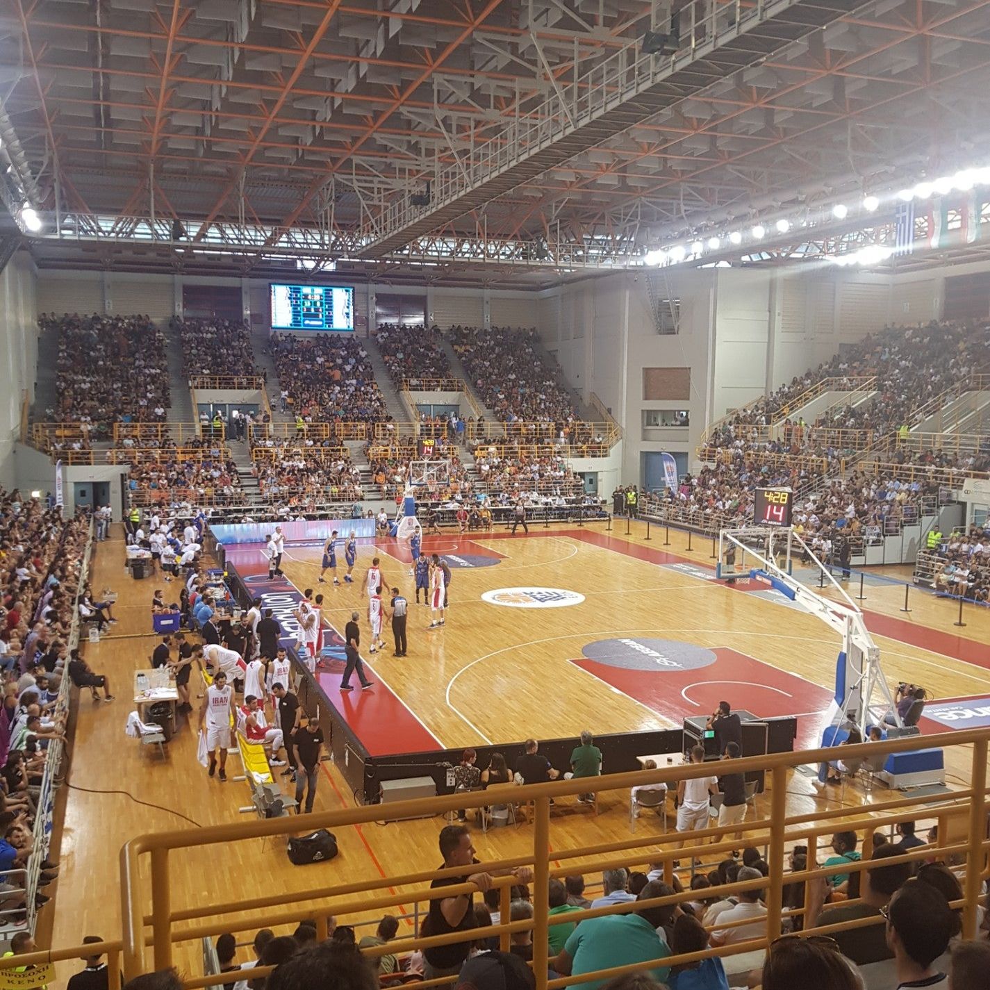 
2 Aorakia Stadium (Κλειστό Γυμναστήριο Ηρακλείου Δύο Αοράκια)
 in Heraklio