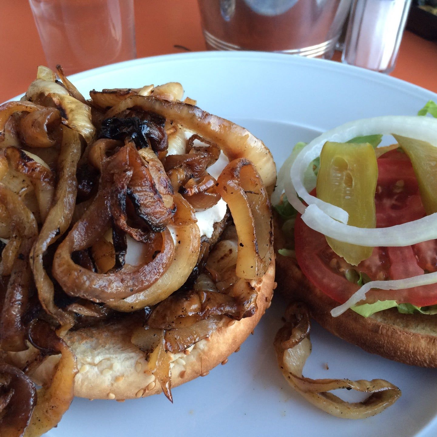 
Amburger Macaroni and Grill
 in North District Israel