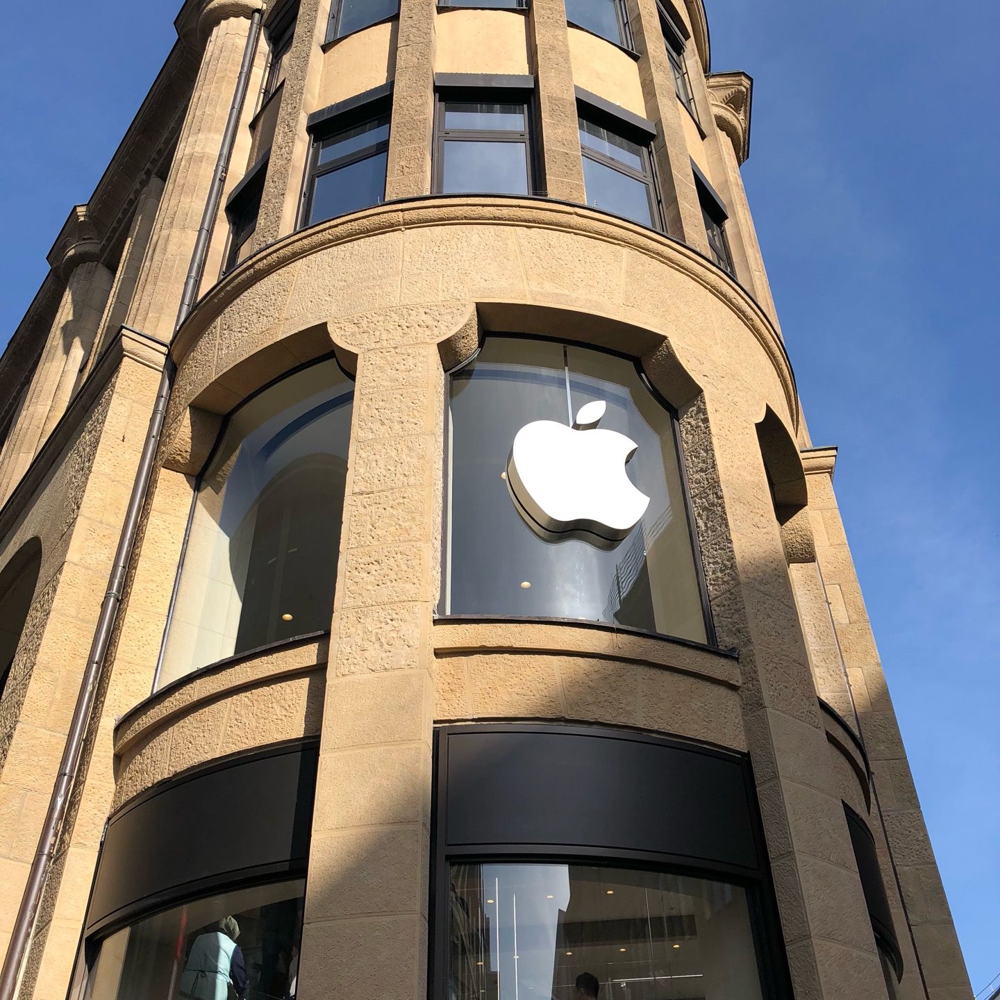 
Apple Schildergasse
 in Cologne