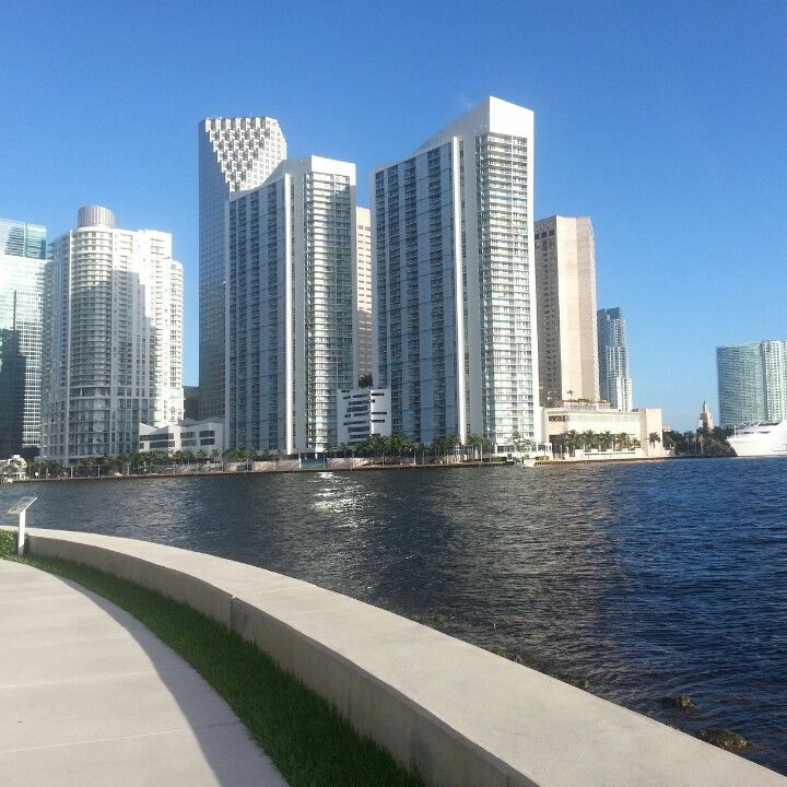 
Brickell Key Jogging Trail
 in Miami Metropolitan Area