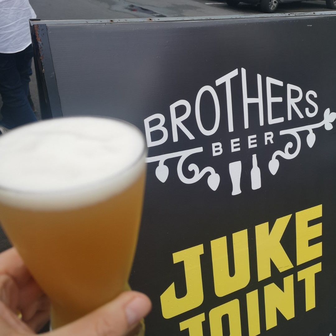 
Brothers Beer
 in North Island