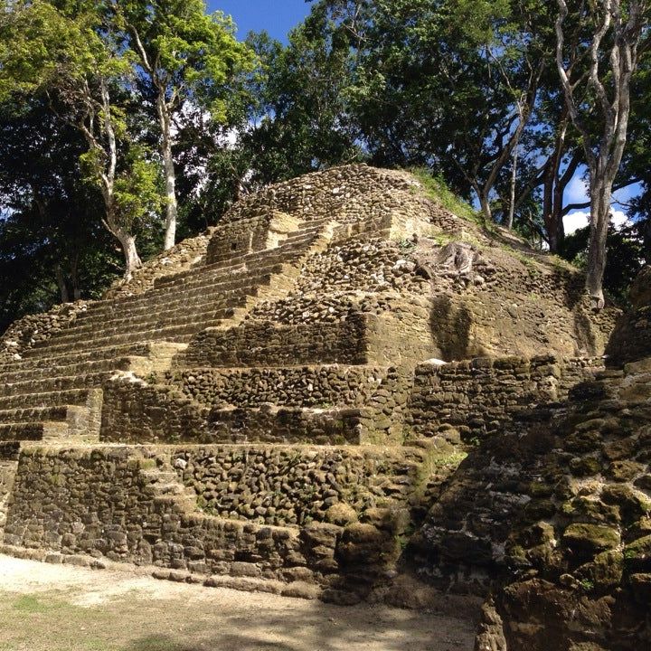 
Cahal Pech Archaeological Site
 in San Ignacio