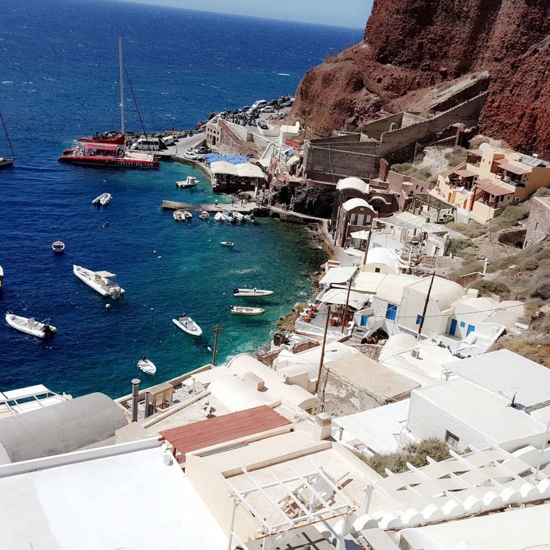 
Captain Dimitris
 in Caldera South