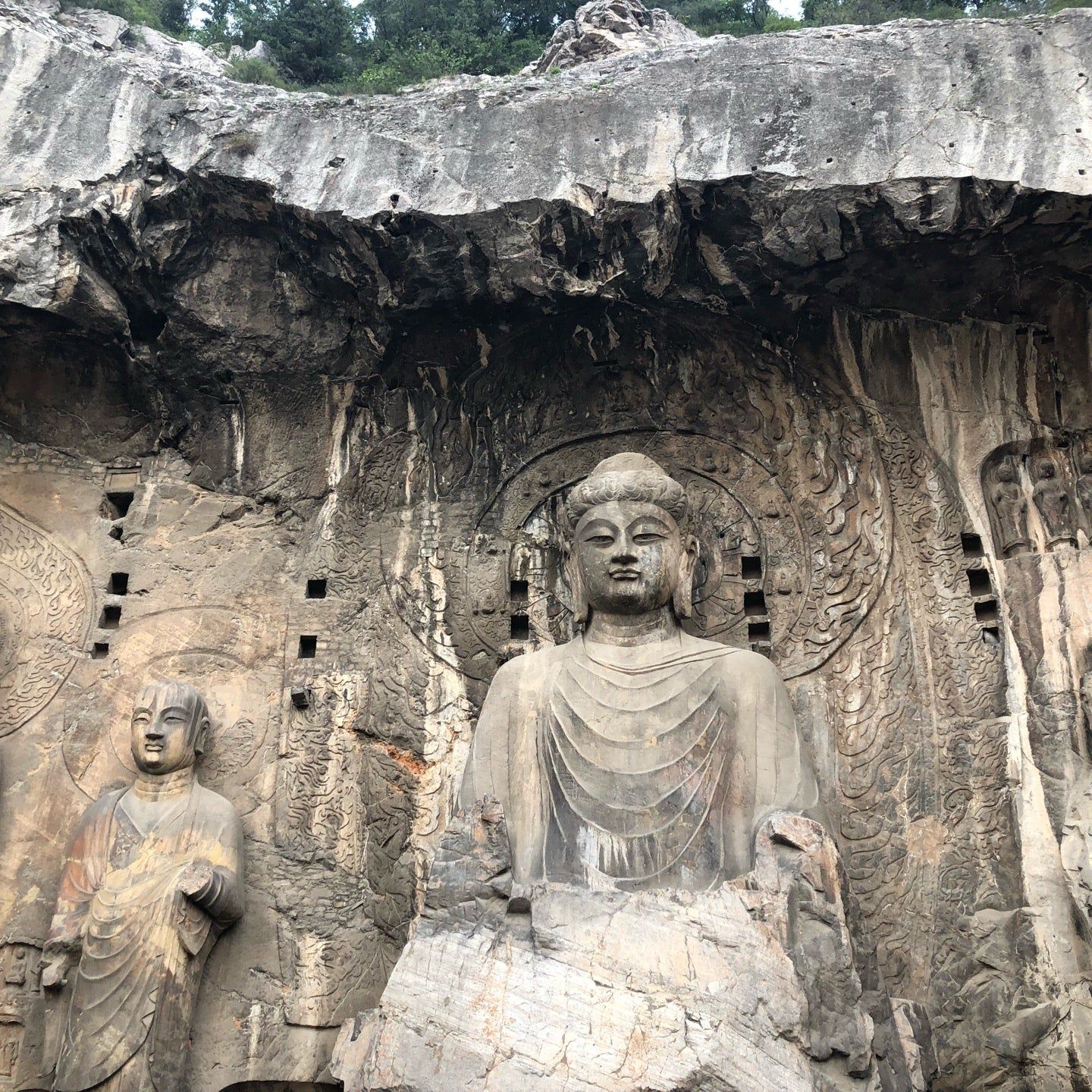 
Caves on the West Hill (西山石窟)
 in Henan