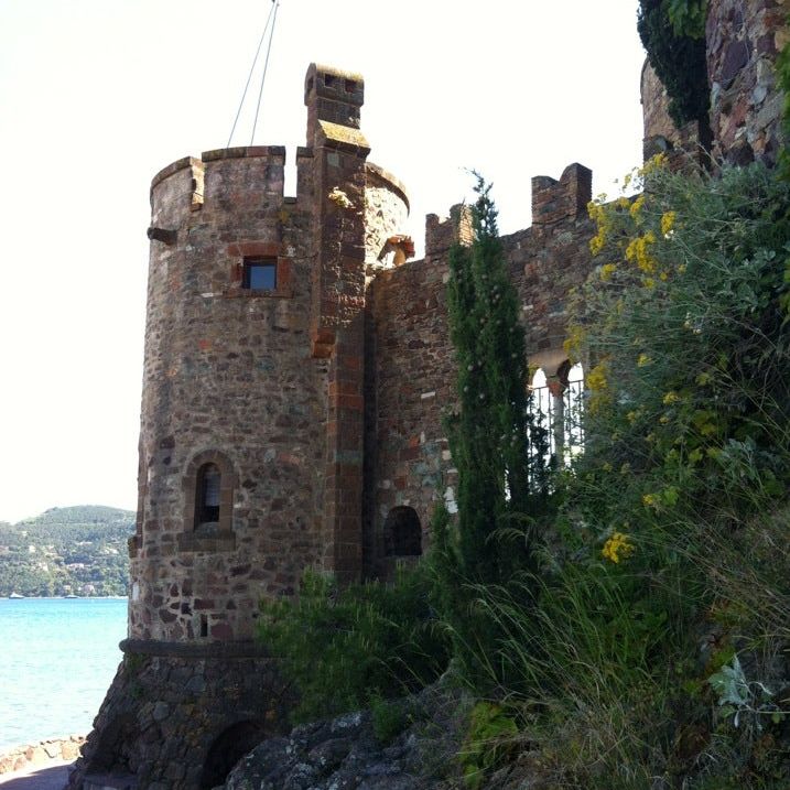 
Château de La Napoule
 in Mimosa Road