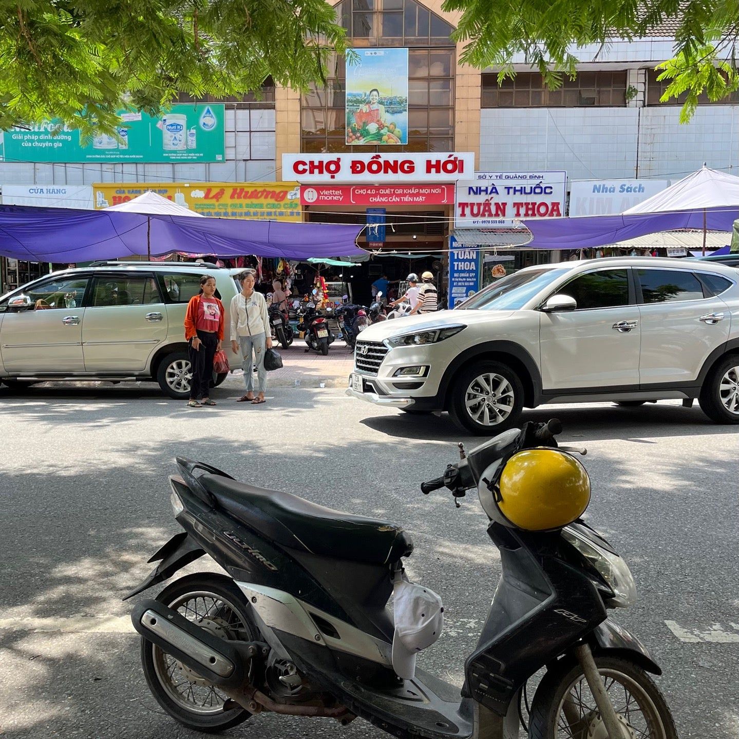 
Chợ Đồng Hới
 in Dong Hoi