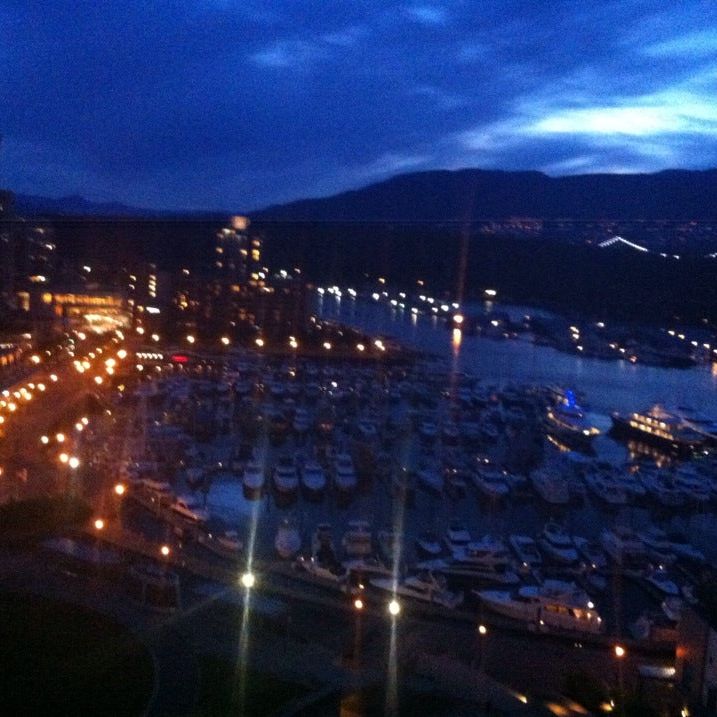 
Coal Harbour Park
 in Vancouver