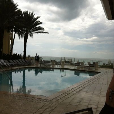 
Edgewater Beach Hotel Poolside
 in Naples