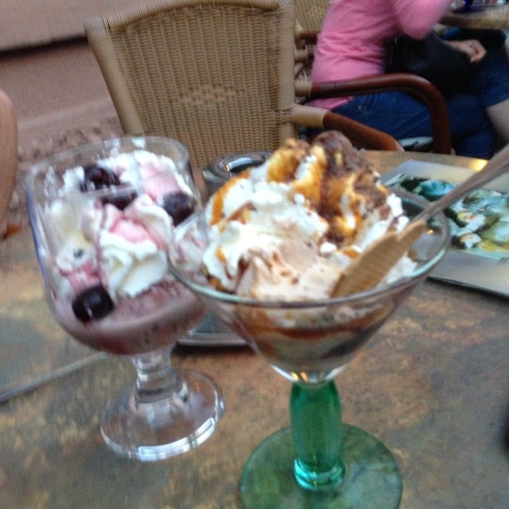 
Eiscafe Cristallo
 in Middle Franconia