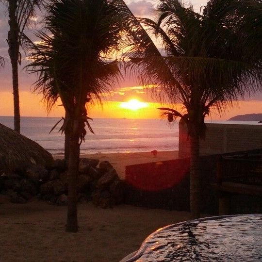 
Escondite Beach Club
 in Ixtapa-Zihuatanejo