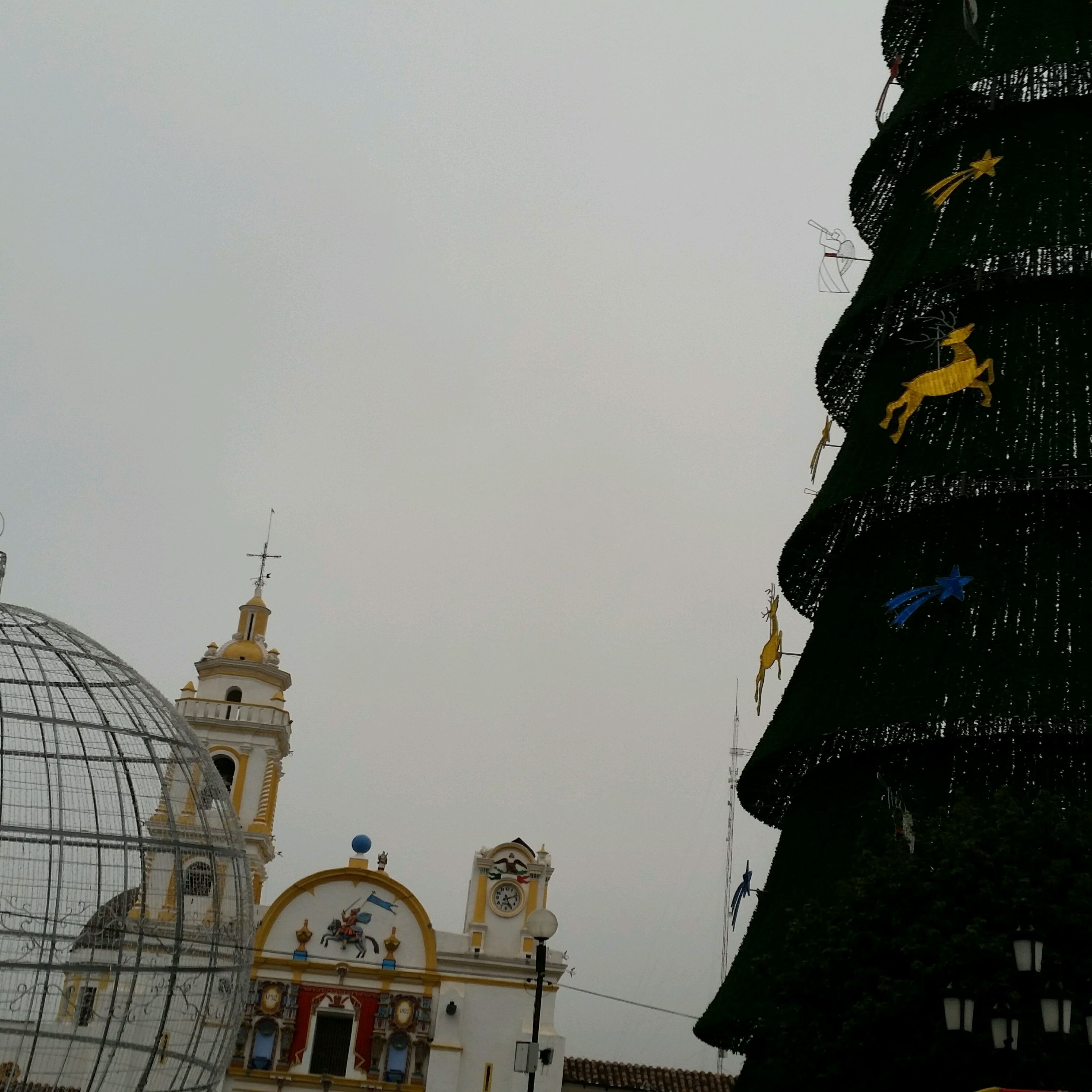 
Esferas Campanilla
 in Chignahuapan