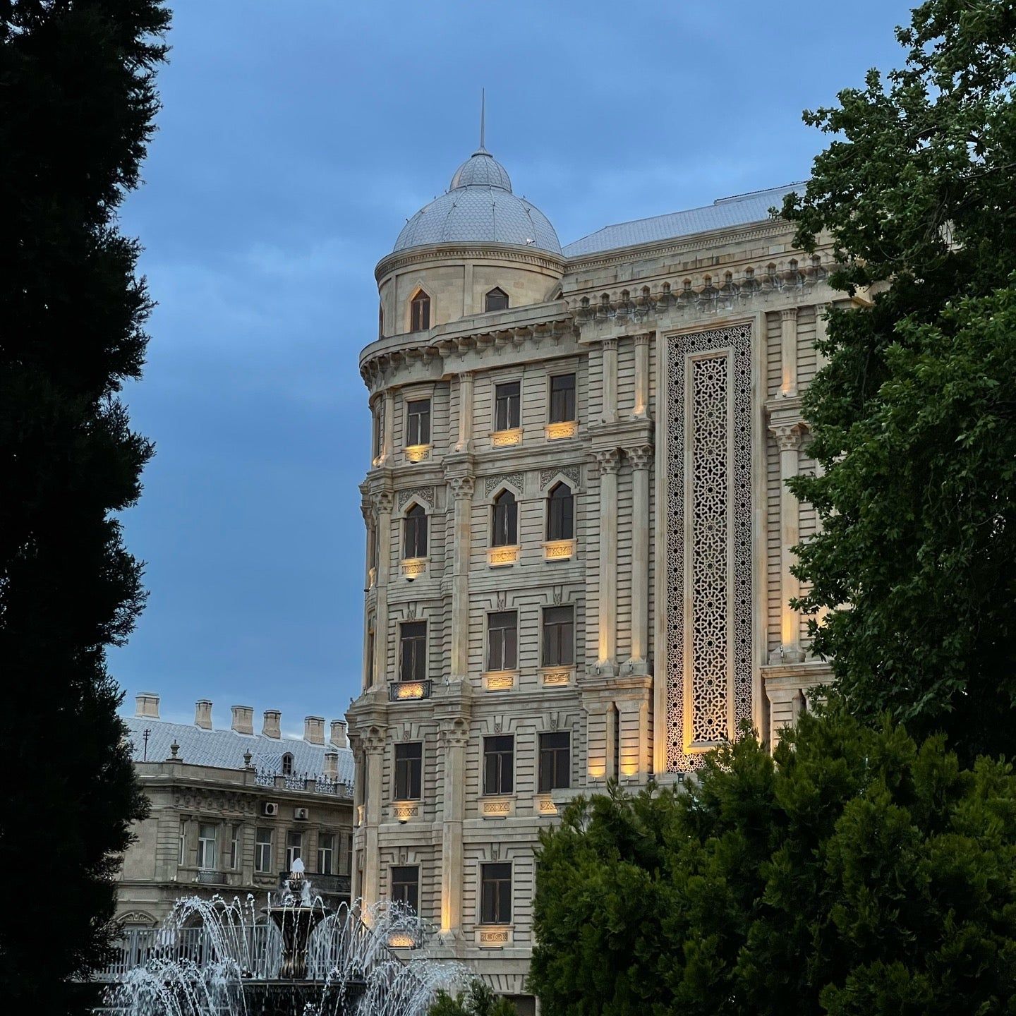 
Filarmoniya Bağı
 in Baku City Circuit