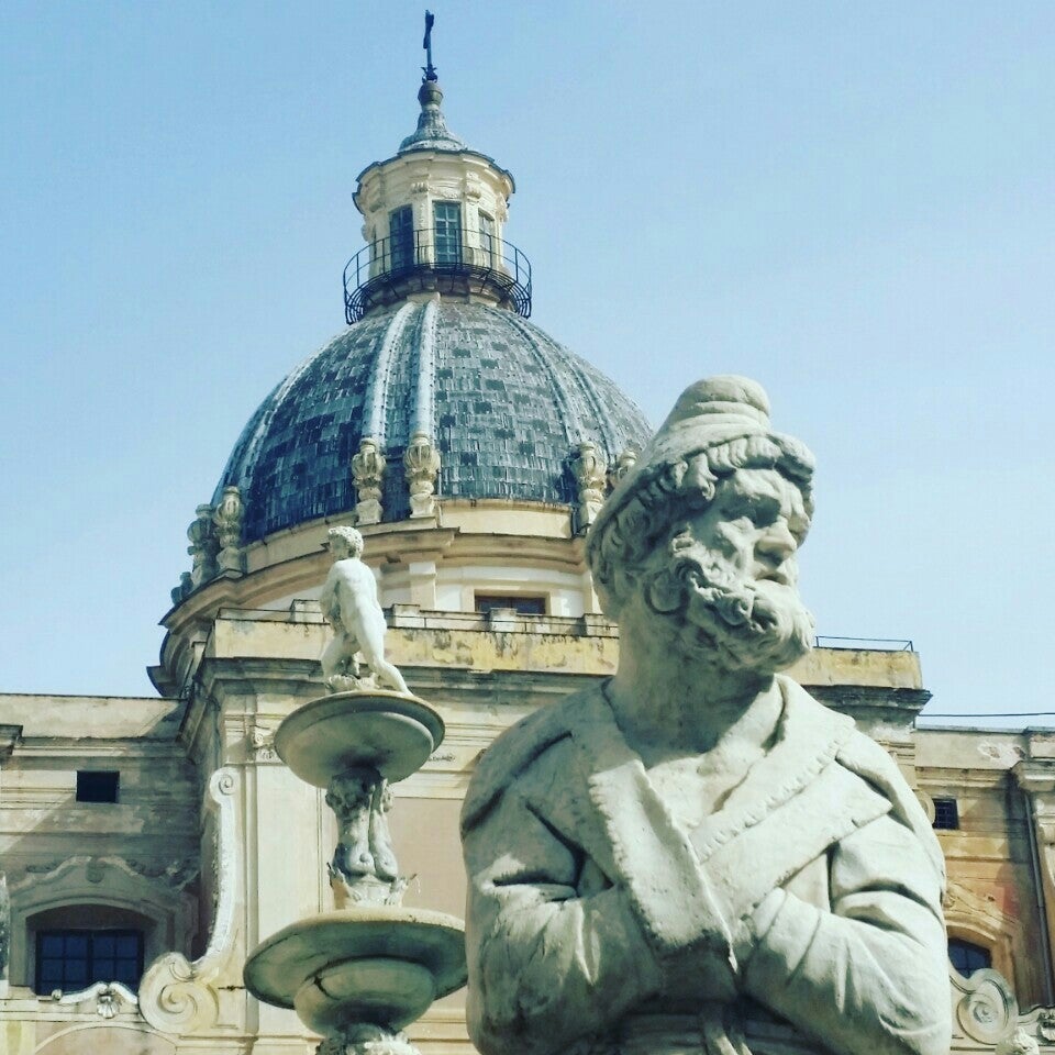 
Fontana Pretoria
 in Palermo