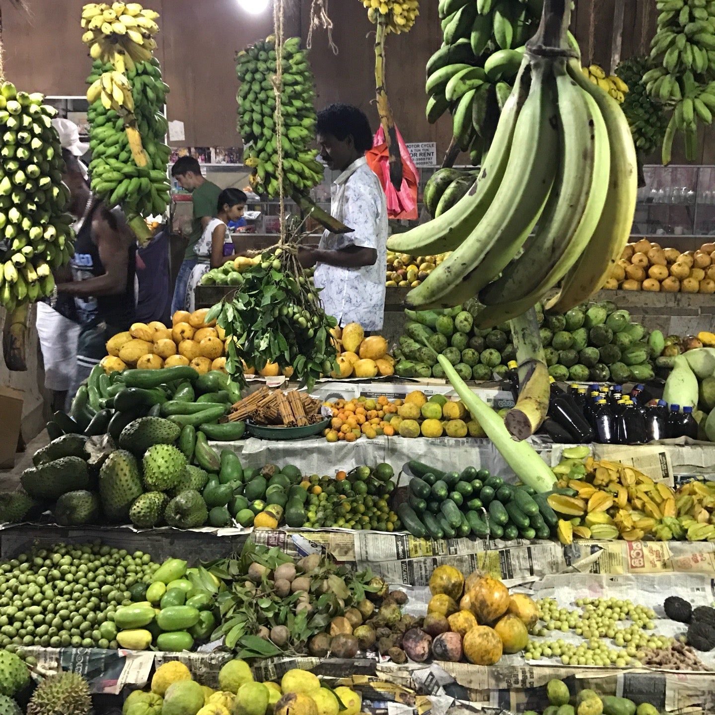 
Fruit Market
 in Weligama