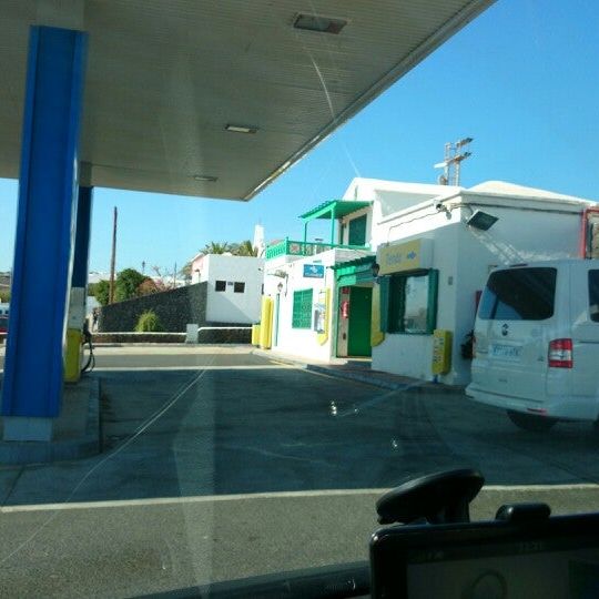 
Gasolinera Disa Macher
 in Canary Islands