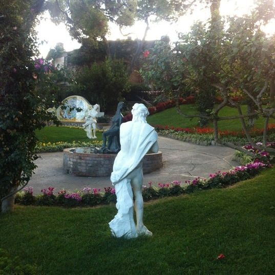 
Giardini di Augusto
 in Capri Island