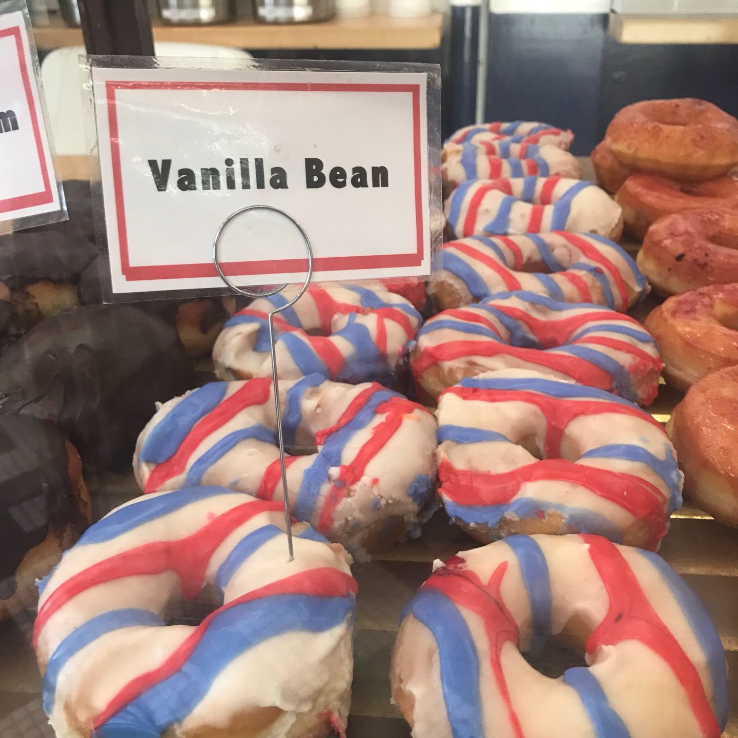 
Happy Camper Donuts
 in Provincetown