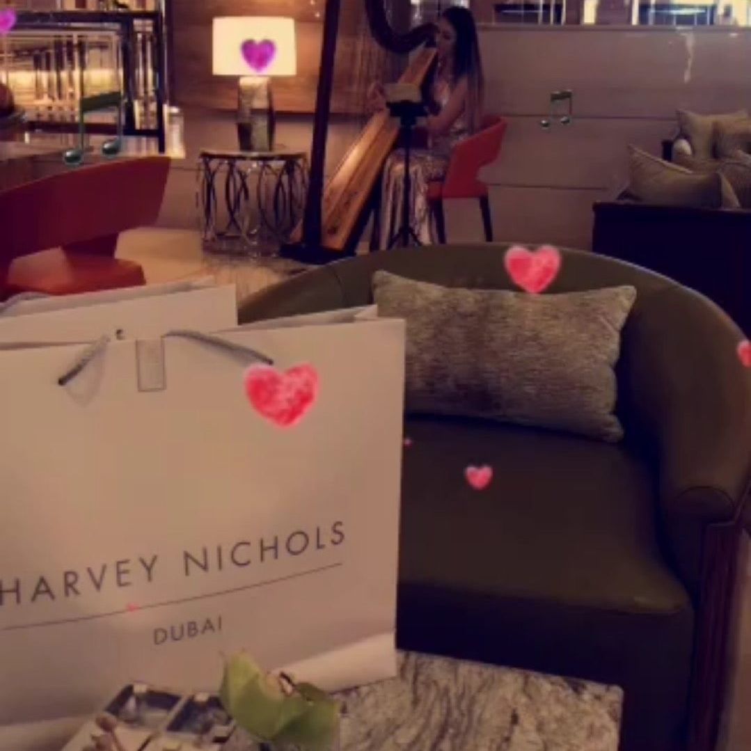 
Harvey Nichols (هارڤي نيكلز)
 in Dubai